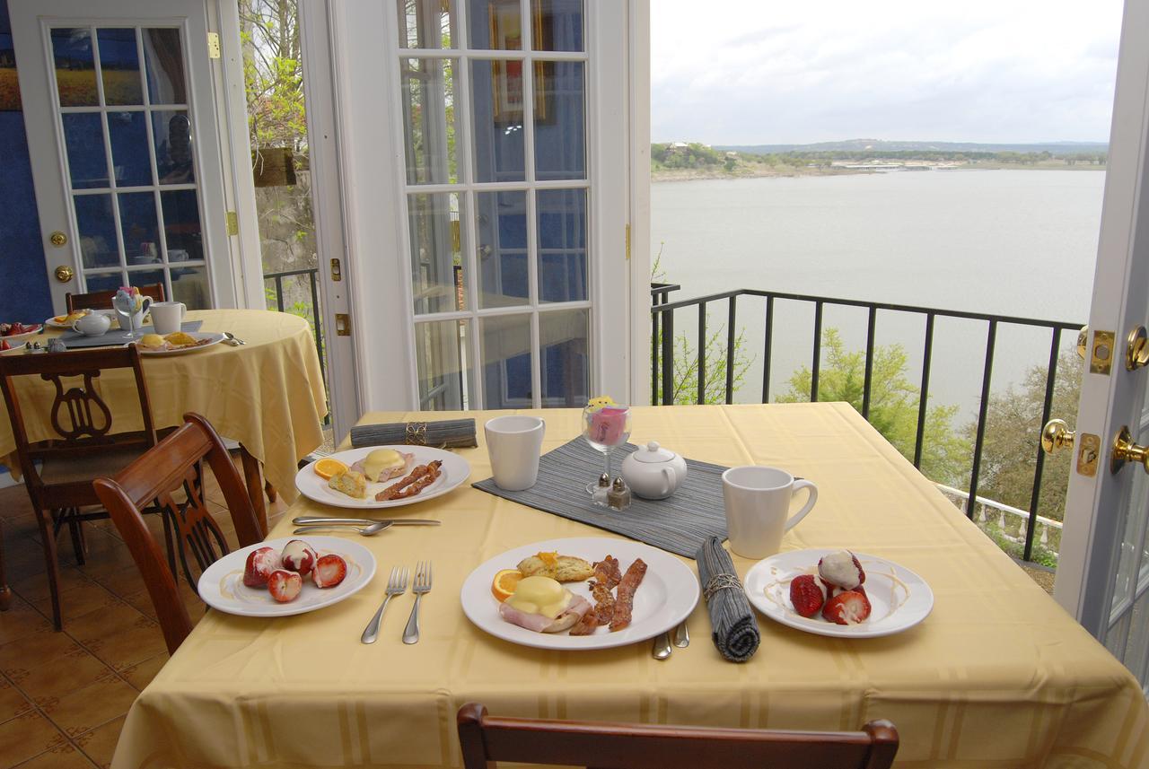 Lakehouse Bed & Breakfast Canyon Lake