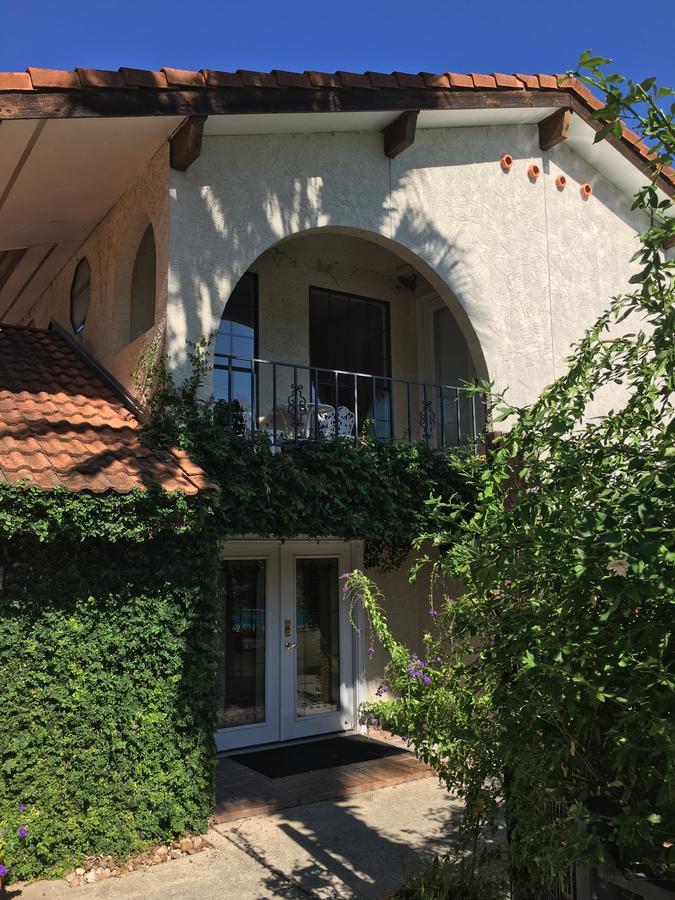Bed & Breakfast Lakehouse Canyon Lake